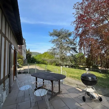 En Bord De Seine Holiday home